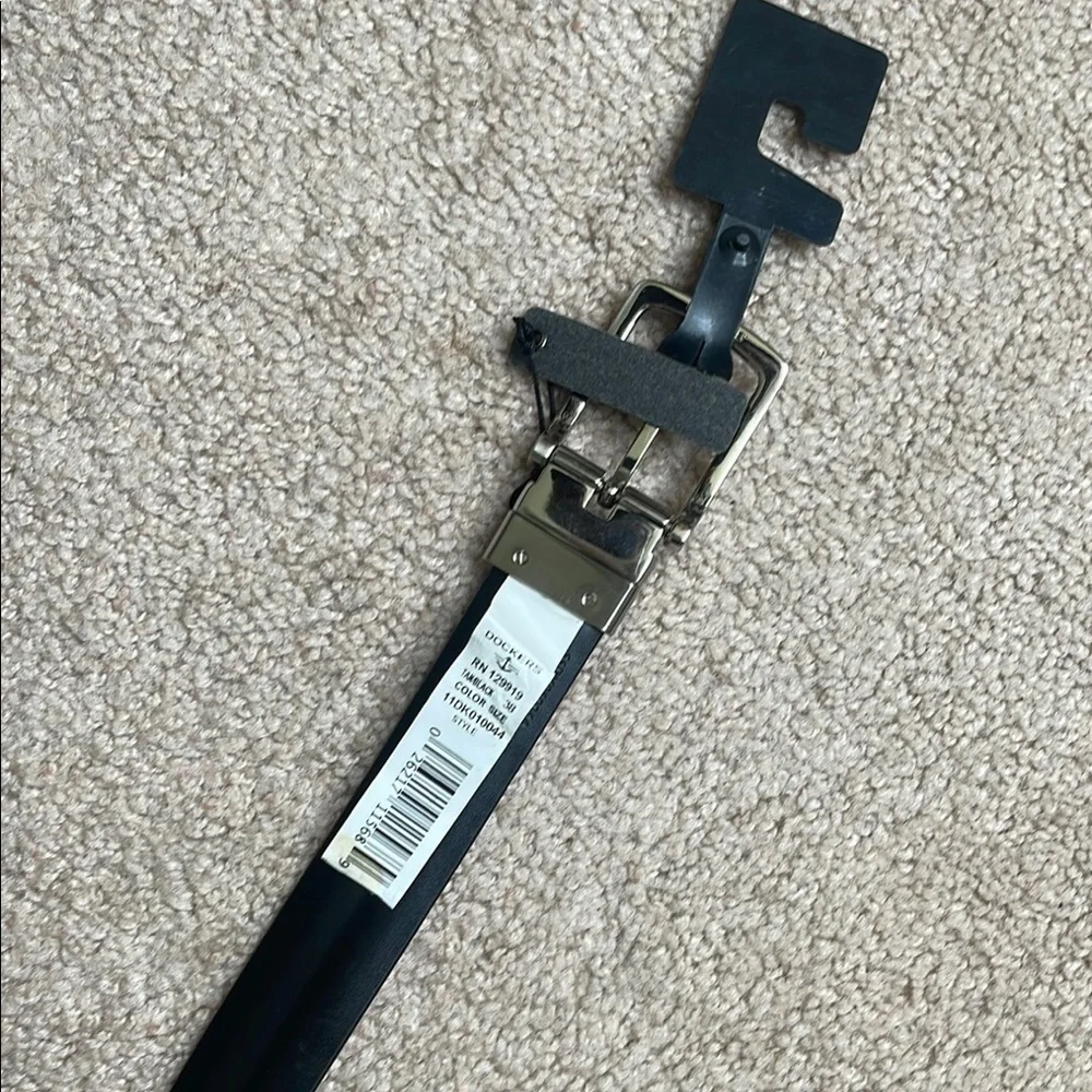 Dockers Reversible Black/Brown Belt Essential Accessory